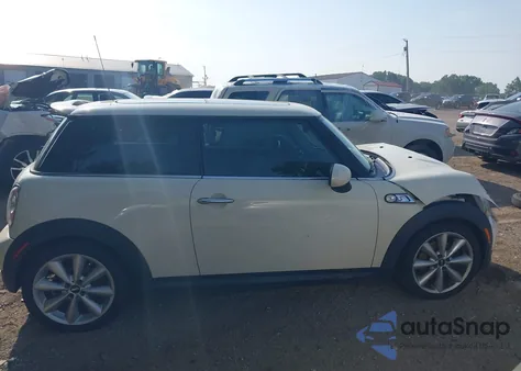 2013 Mini Cooper Cooper S from USA, damaged, VIN WMWSV3C50DT476480